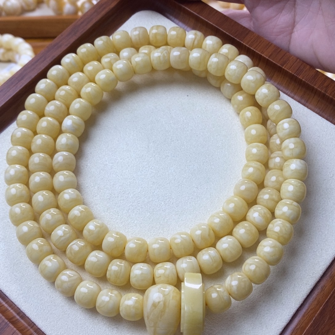 琥珀未镶嵌手串琥珀