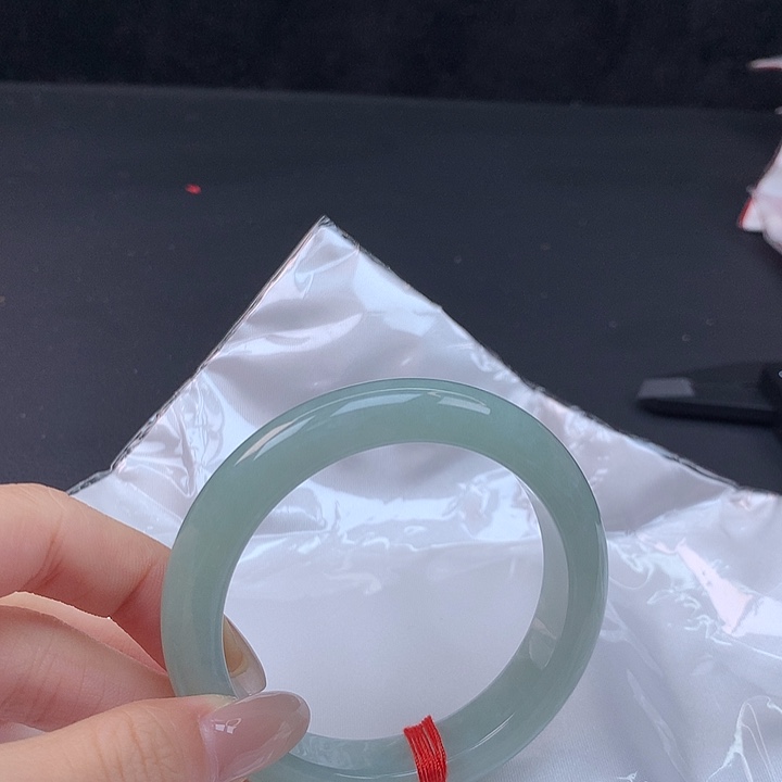 翡翠未镶嵌手镯55