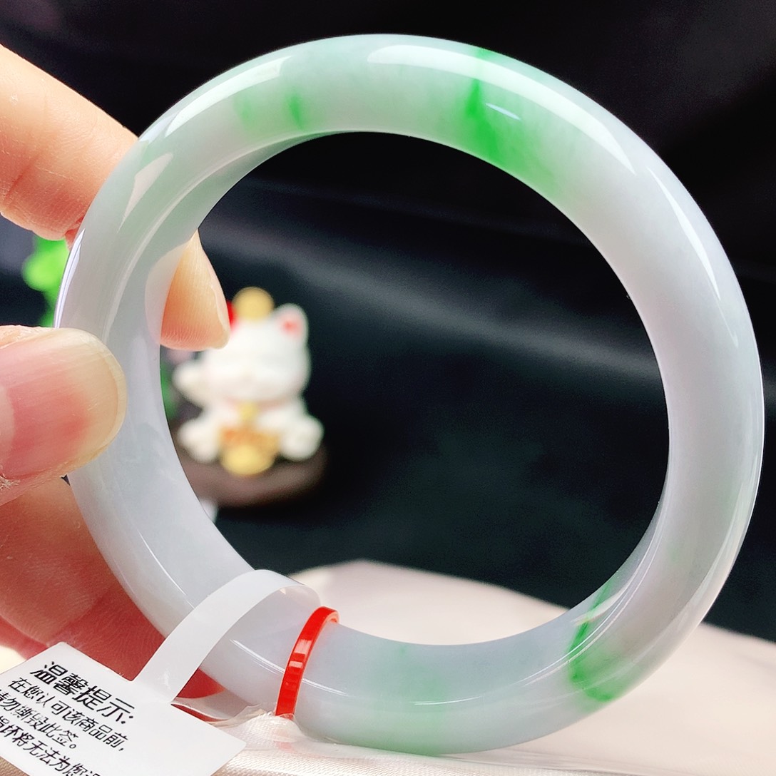 未镶嵌手镯翡翠55轮胎