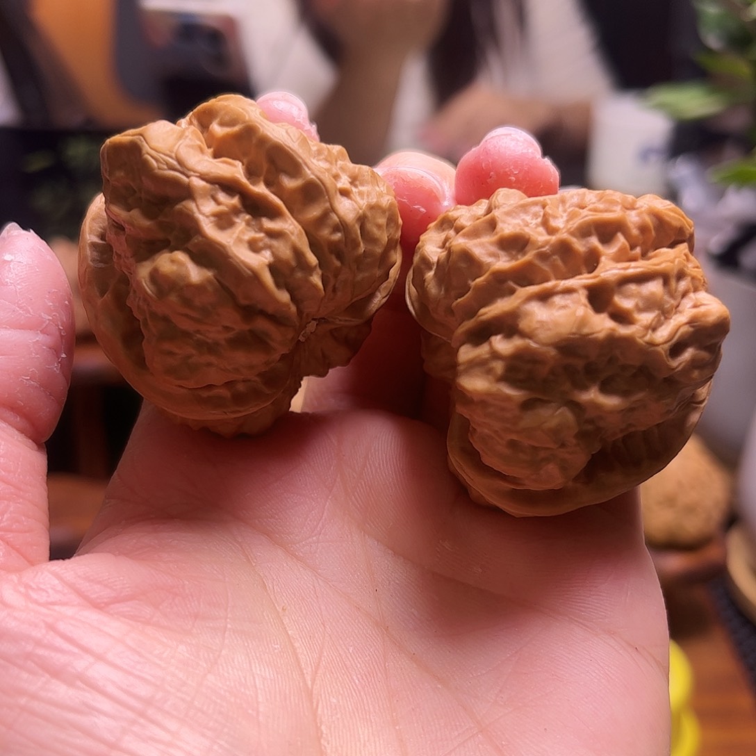 冉***瞧把件文玩核桃42+蛤蟆10