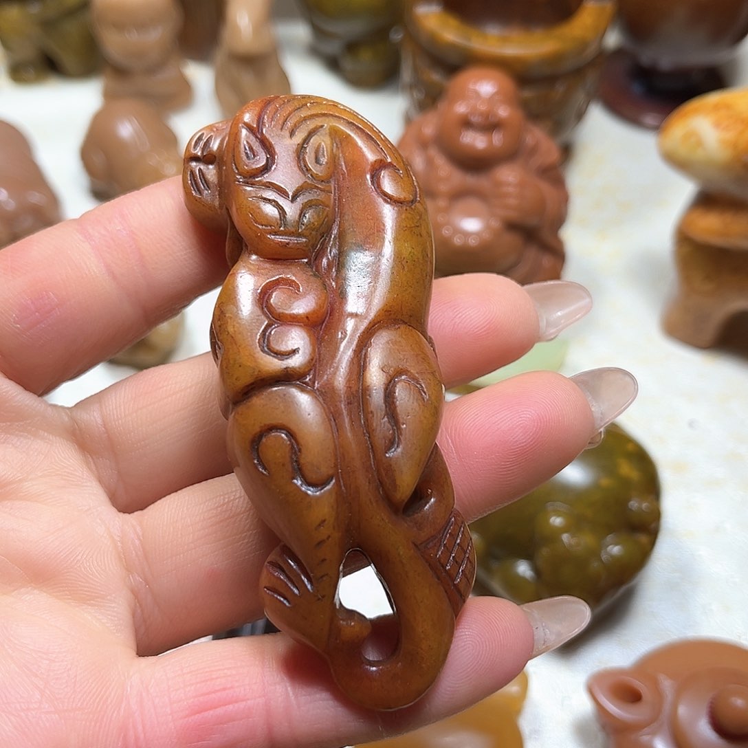 白玉菩提吊坠白玉菩提吊坠