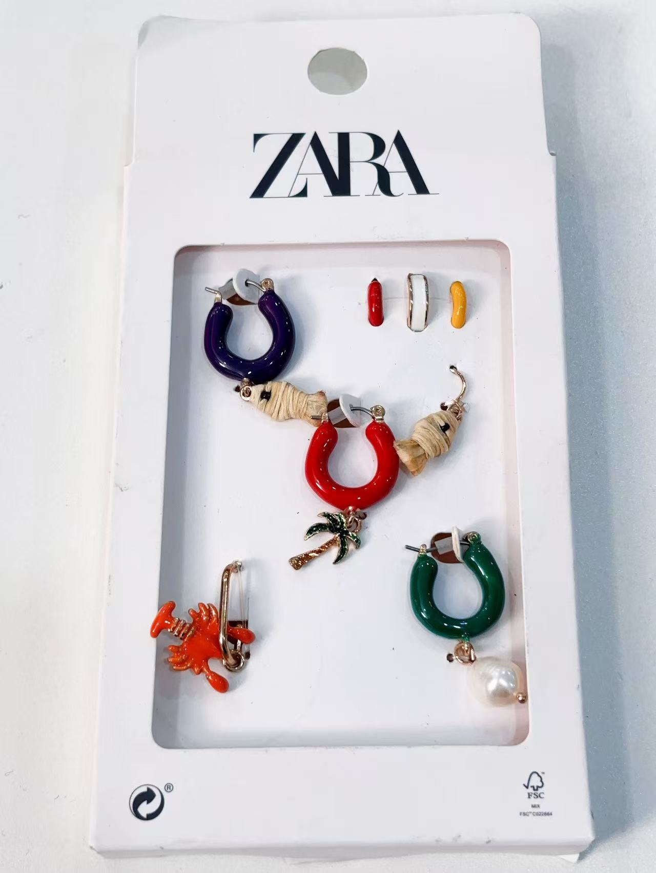 Z R饰品一副