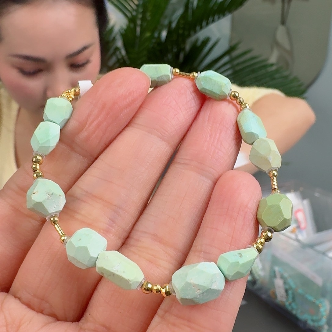 绿松石珠宝奇石未镶嵌