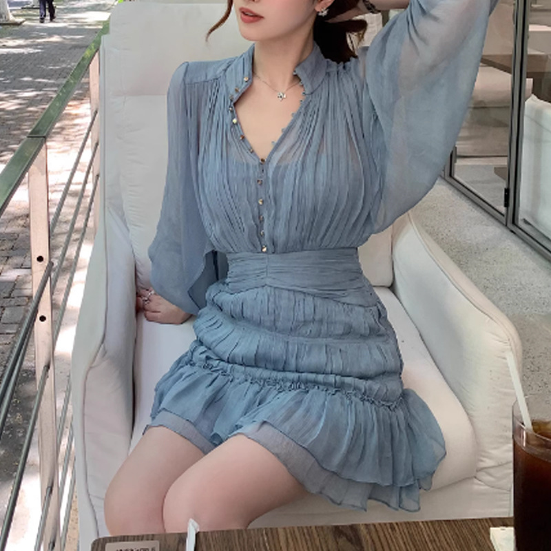 2025新款重工仿真丝打揽显白连衣裙女气质美艳修身短裙夏季短裙女