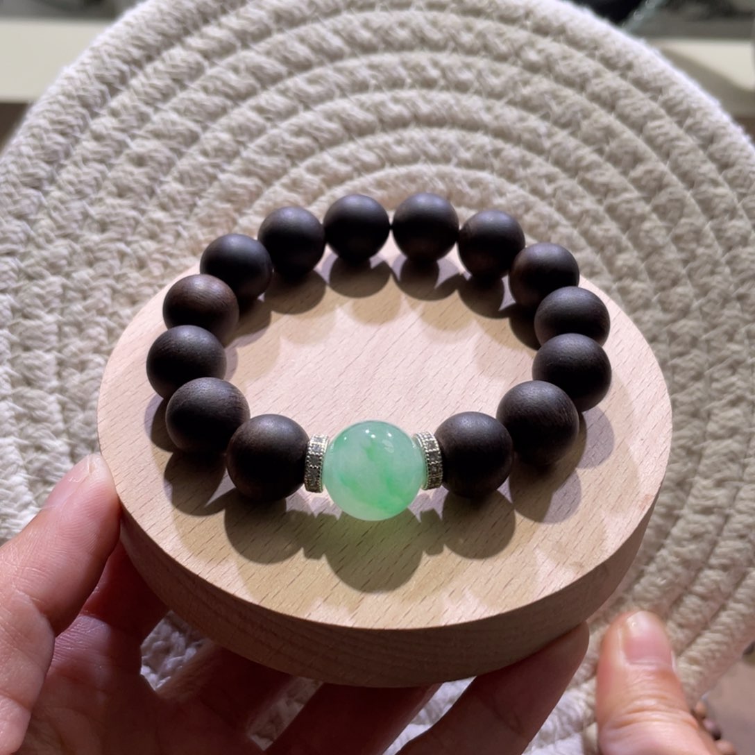 翡翠散珠天然缅a翡翠金丝绿