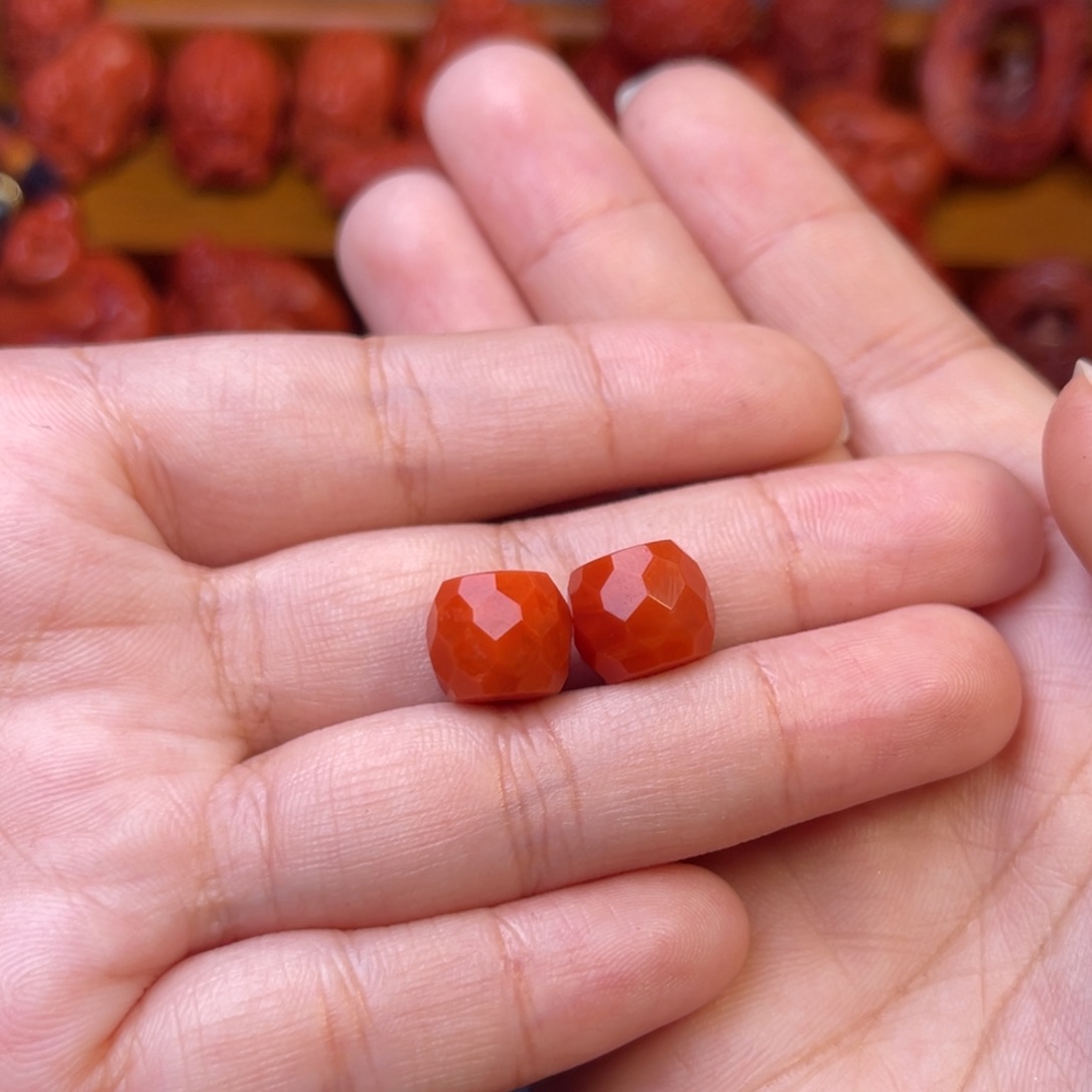 润***：南红玛瑙未镶嵌川料瓦西10➕尺寸无相