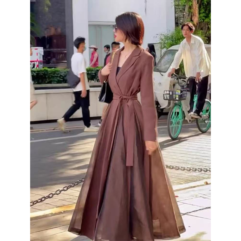 024透气长裙A字裙复古港风大码连衣裙裹胸中腰斜肩