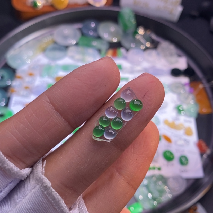 【闪购商品】翡翠挂件未镶嵌蛋