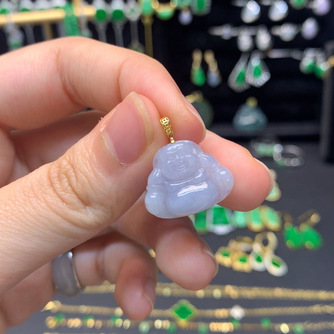 翡翠未镶嵌颈饰有纹裂