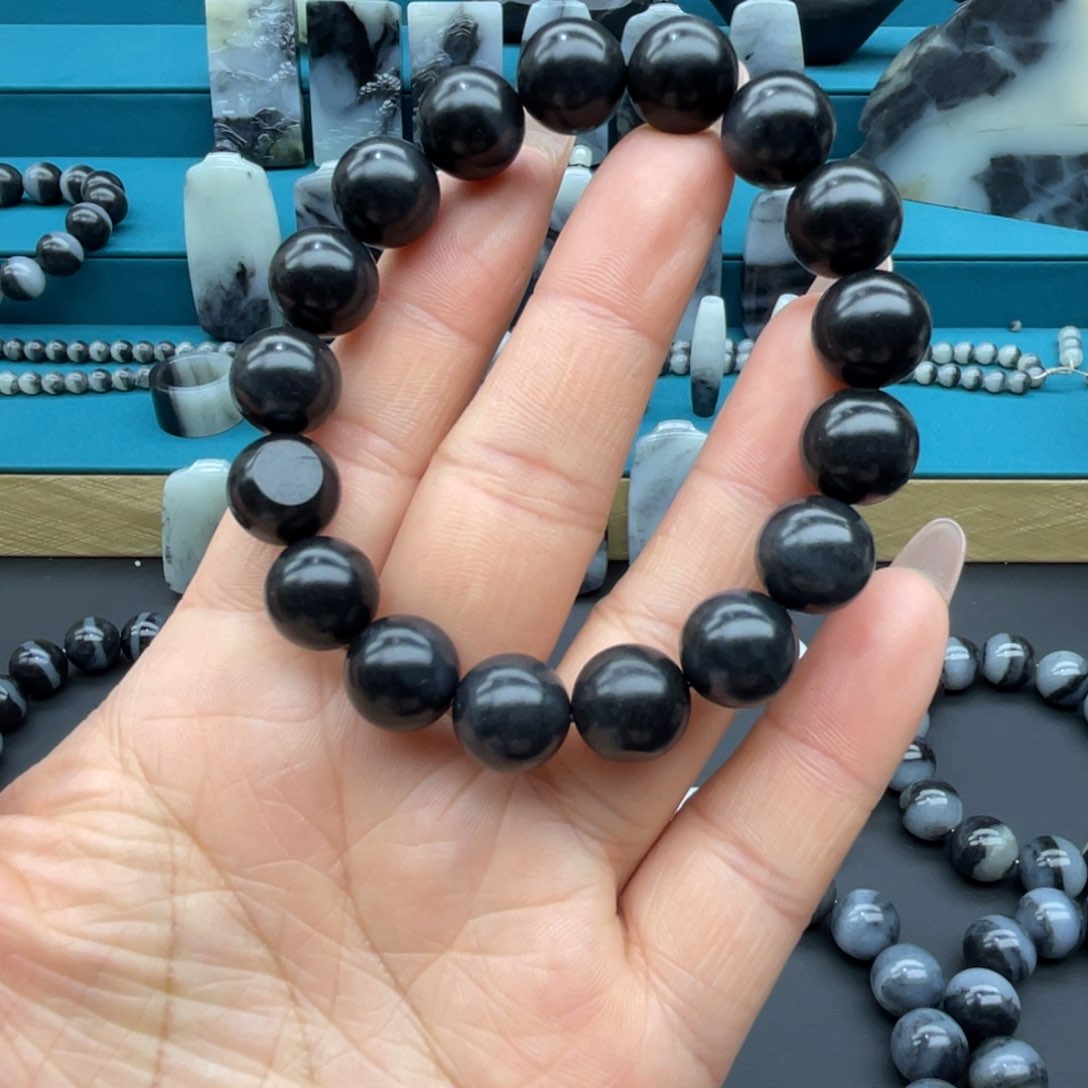 未镶嵌和田玉手串