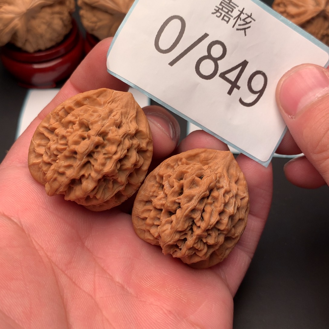 文玩核桃把件全品秦闷34