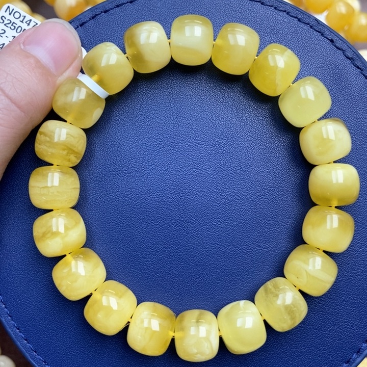 琥珀未镶嵌珠宝奇石226