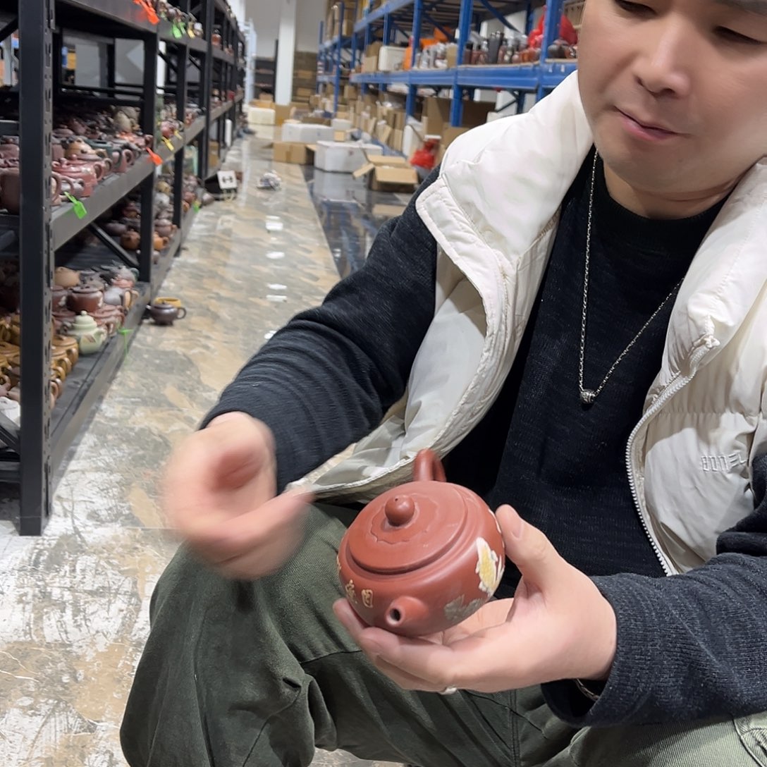 茶壶紫砂tloomokenmanlelaa