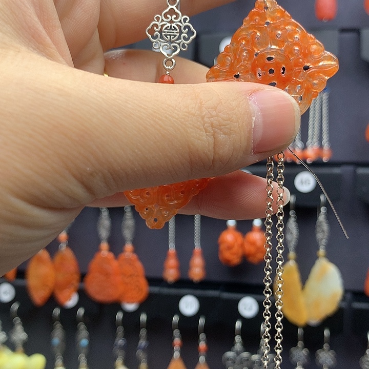 翡翠耳饰银S925镶嵌浮****5556