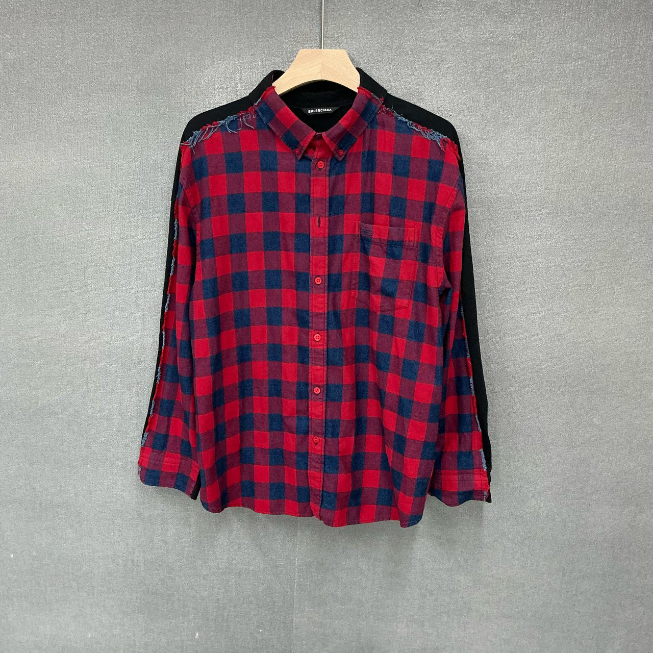 99新 Balenciaga/巴黎世家 双B锁扣格纹前后拼接长袖衬衫M码/8039