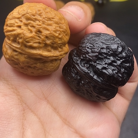 文玩核桃把件39尺云南核桃