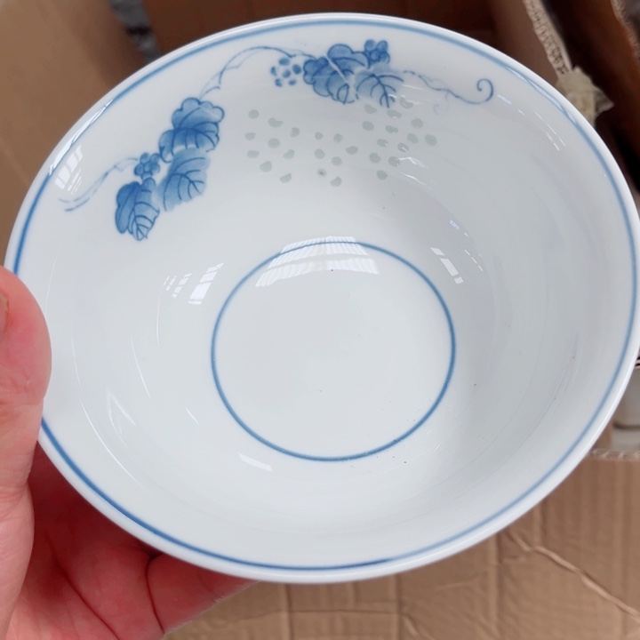青花玲珑6寸面碗葡萄
