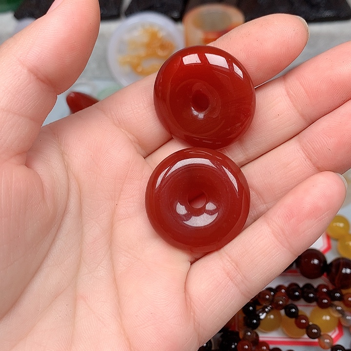 吃***福未镶嵌颈饰玛瑙/玉髓