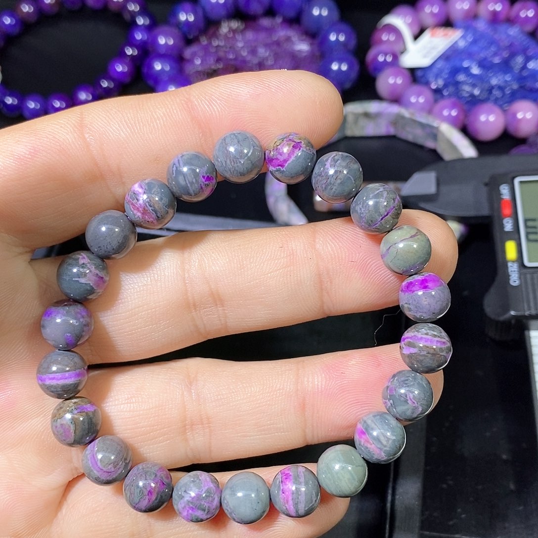 苏纪石（舒俱来）未镶嵌南非舒俱来泥地荷花红圆珠单圈9mm