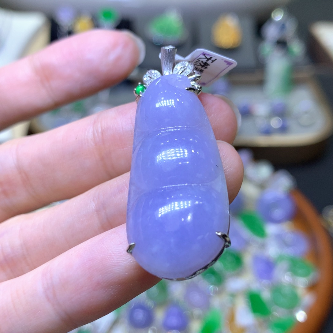 【闪购商品】翡翠颈饰18K金镶嵌翡翠吊坠项链