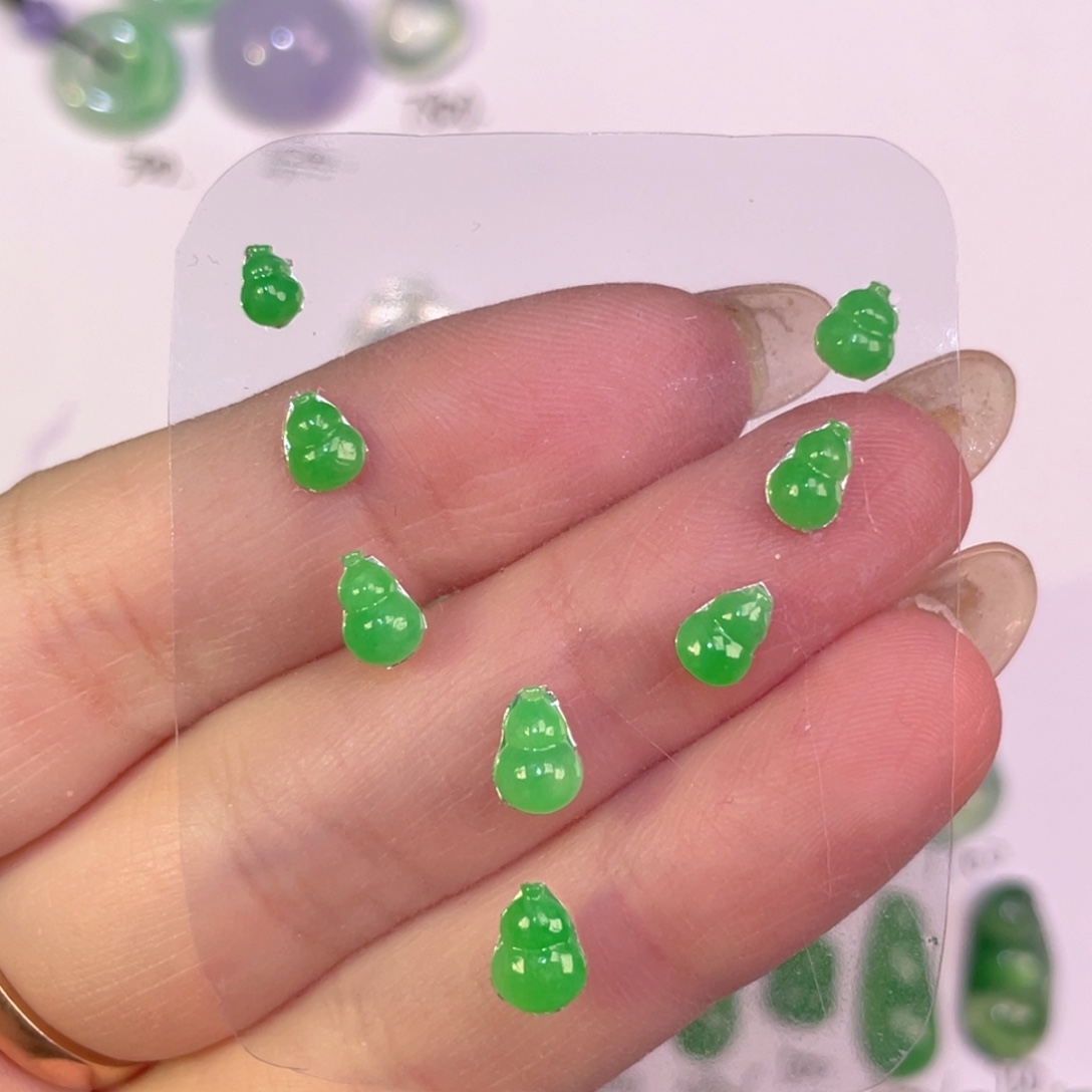 翡翠未镶嵌颈饰裸石