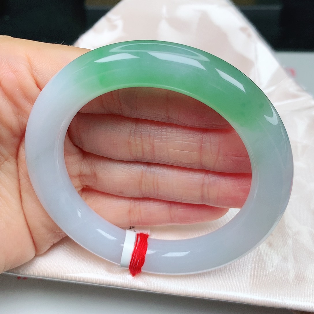 未镶嵌手镯（圆镯）翡翠冰绿29