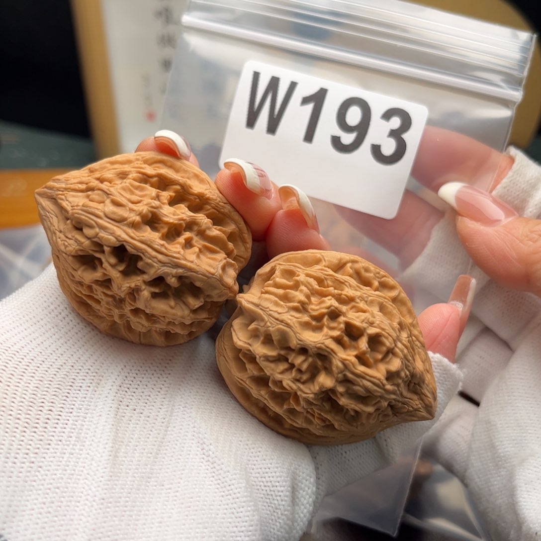 文玩核桃把件41大沽石w 193