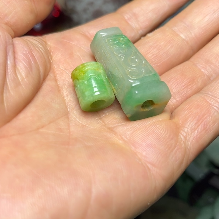 宇***峰翡翠未镶嵌戒指翡翠吊坠88888888