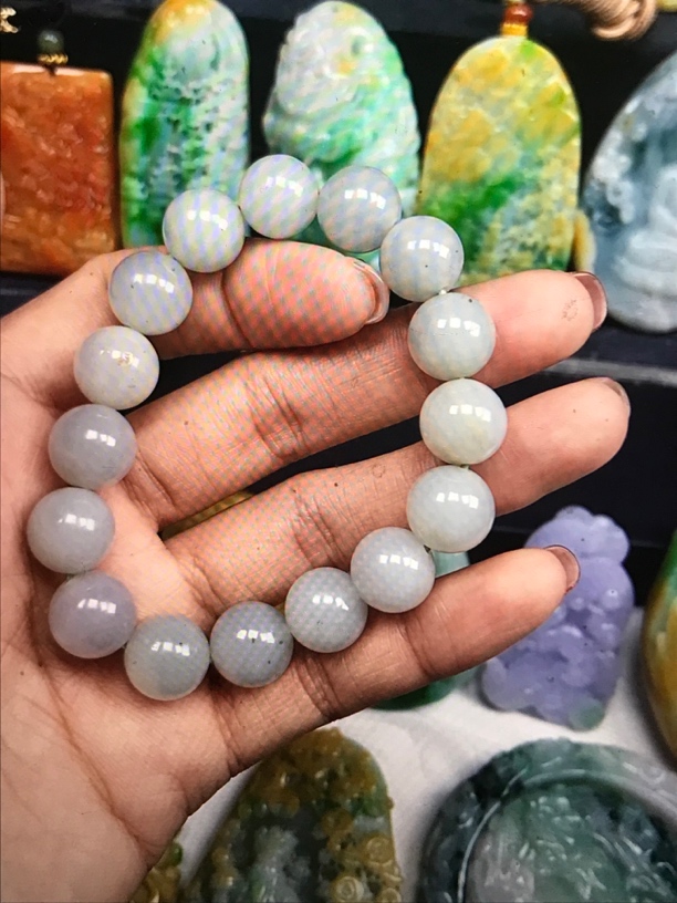 天然A货翡翠一证一物基地发货