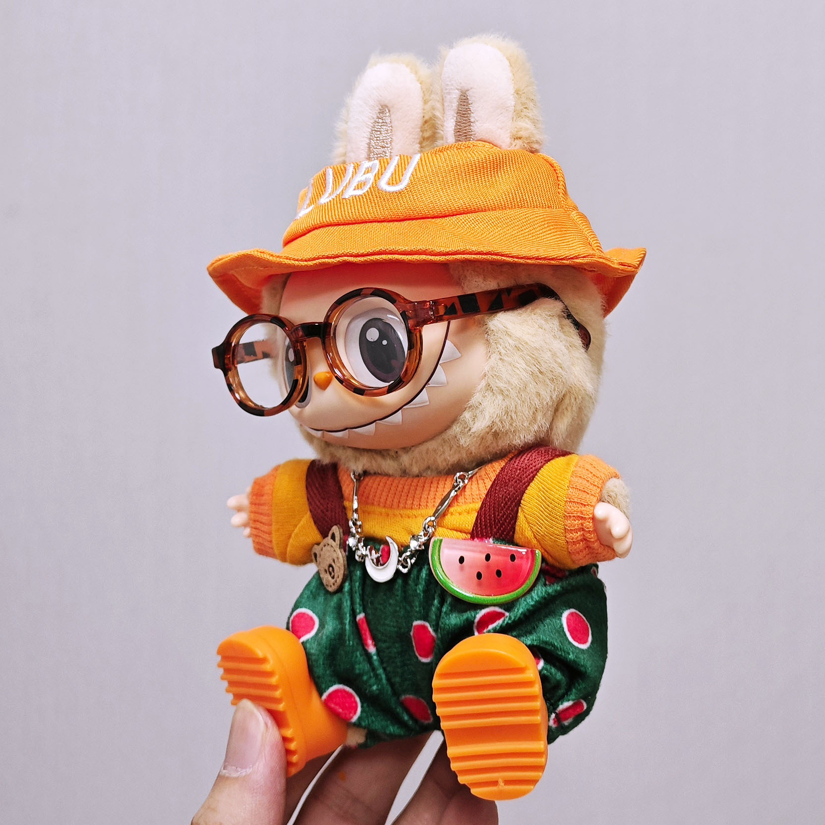 一二三代拉布布娃衣橙色帽子西瓜背带裤套装labubu娃衣15cm17cm