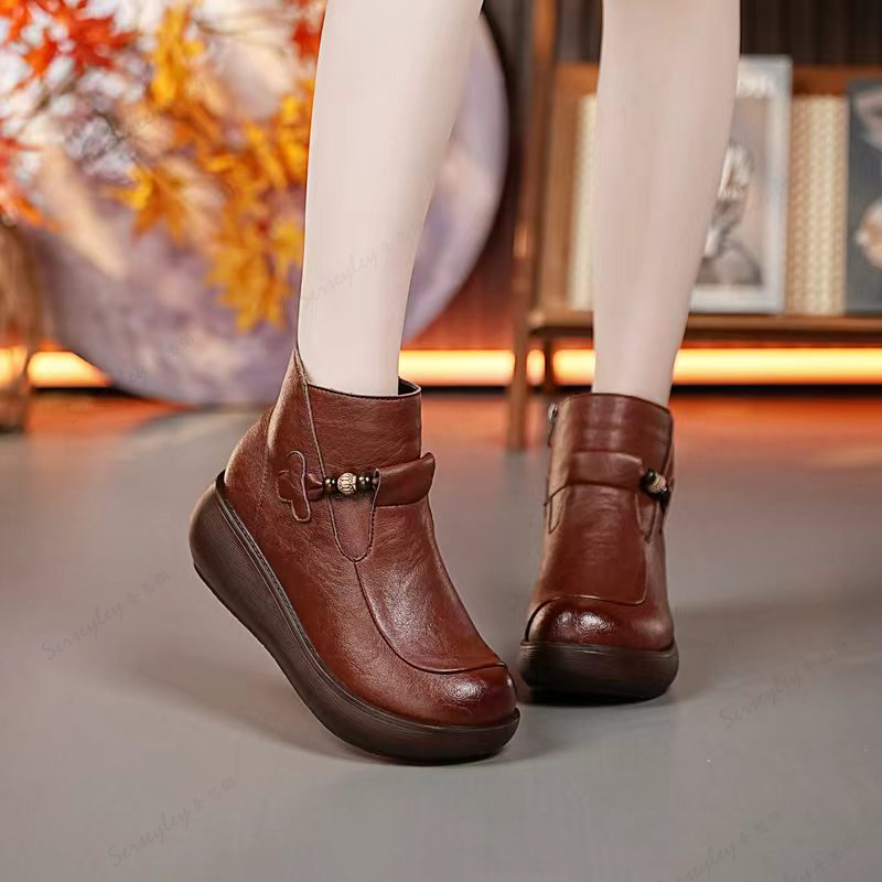 流光风马丁靴女2025秋季新款厚底中老年短靴爆款妈妈鞋2105