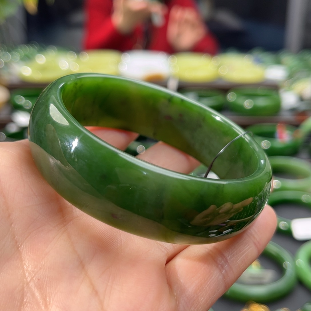 和田玉（碧玉）手镯未镶嵌