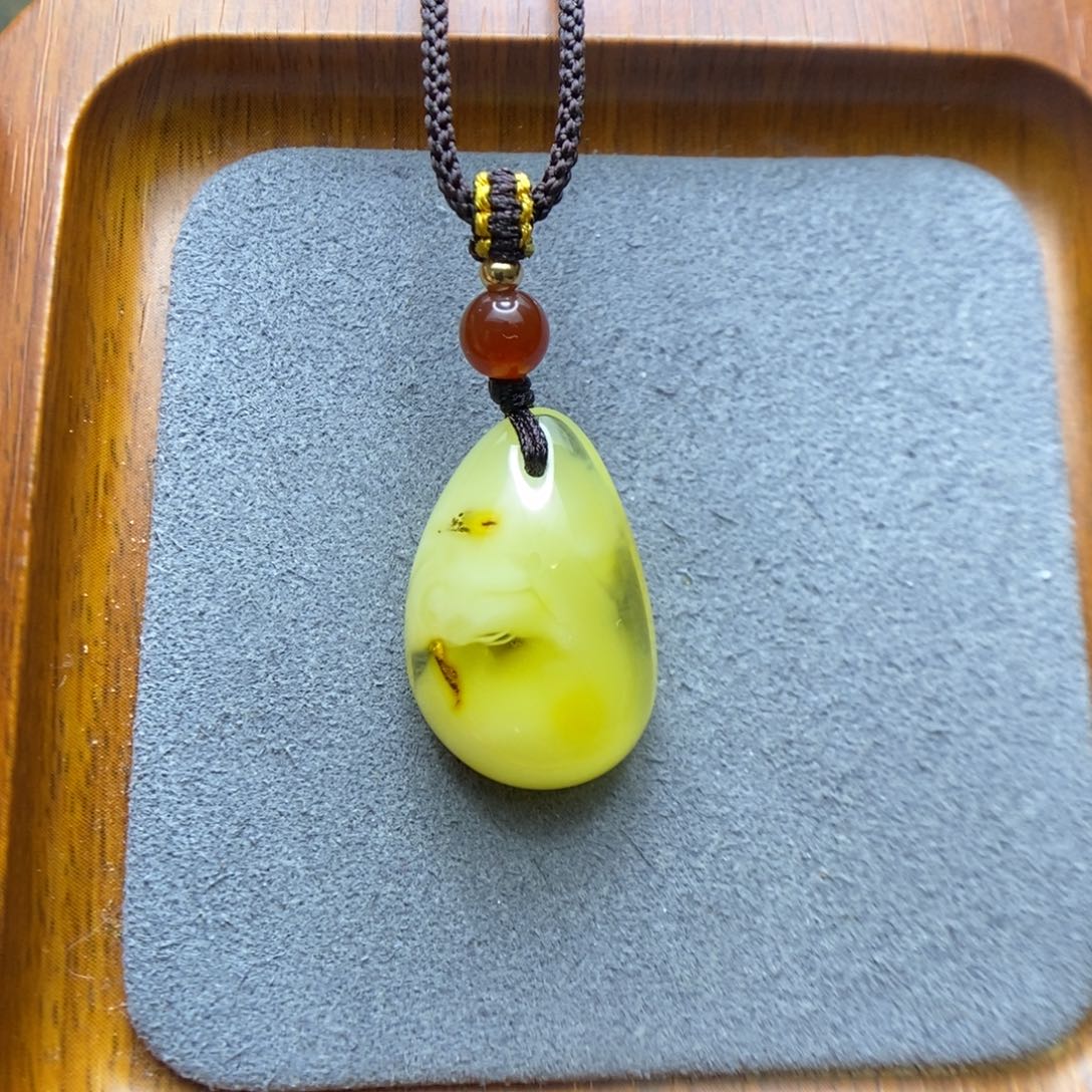 蜜蜡颈饰未镶嵌郎