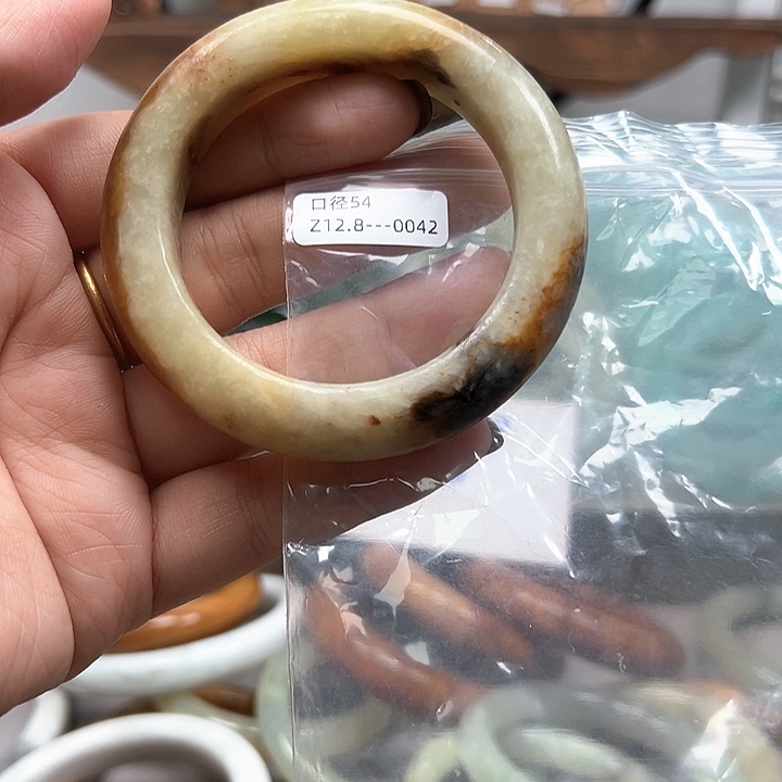 合金蛇纹石玉手镯
