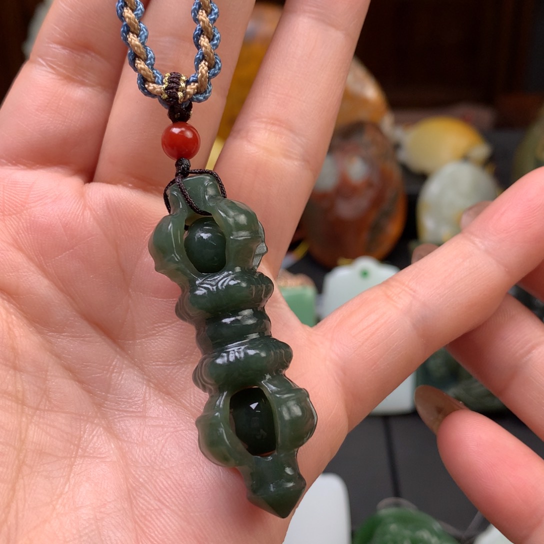 和田玉挂件未镶嵌