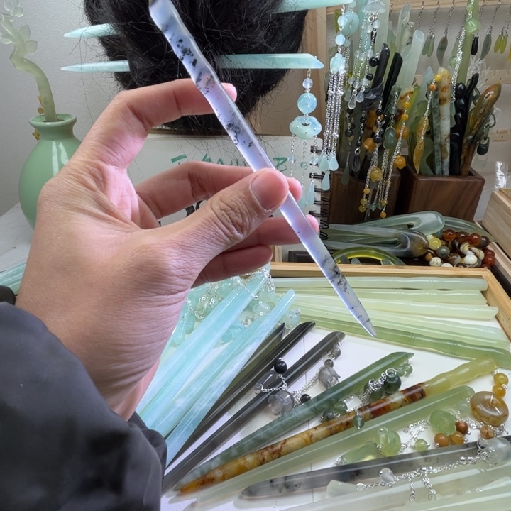 蛇纹石玉发饰未镶嵌