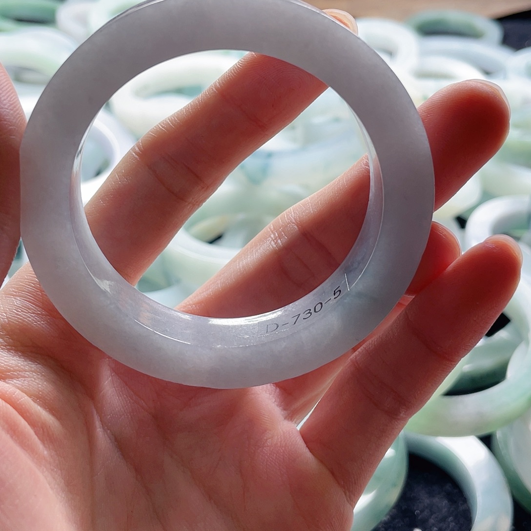 A***子定制翡翠未镶嵌A货