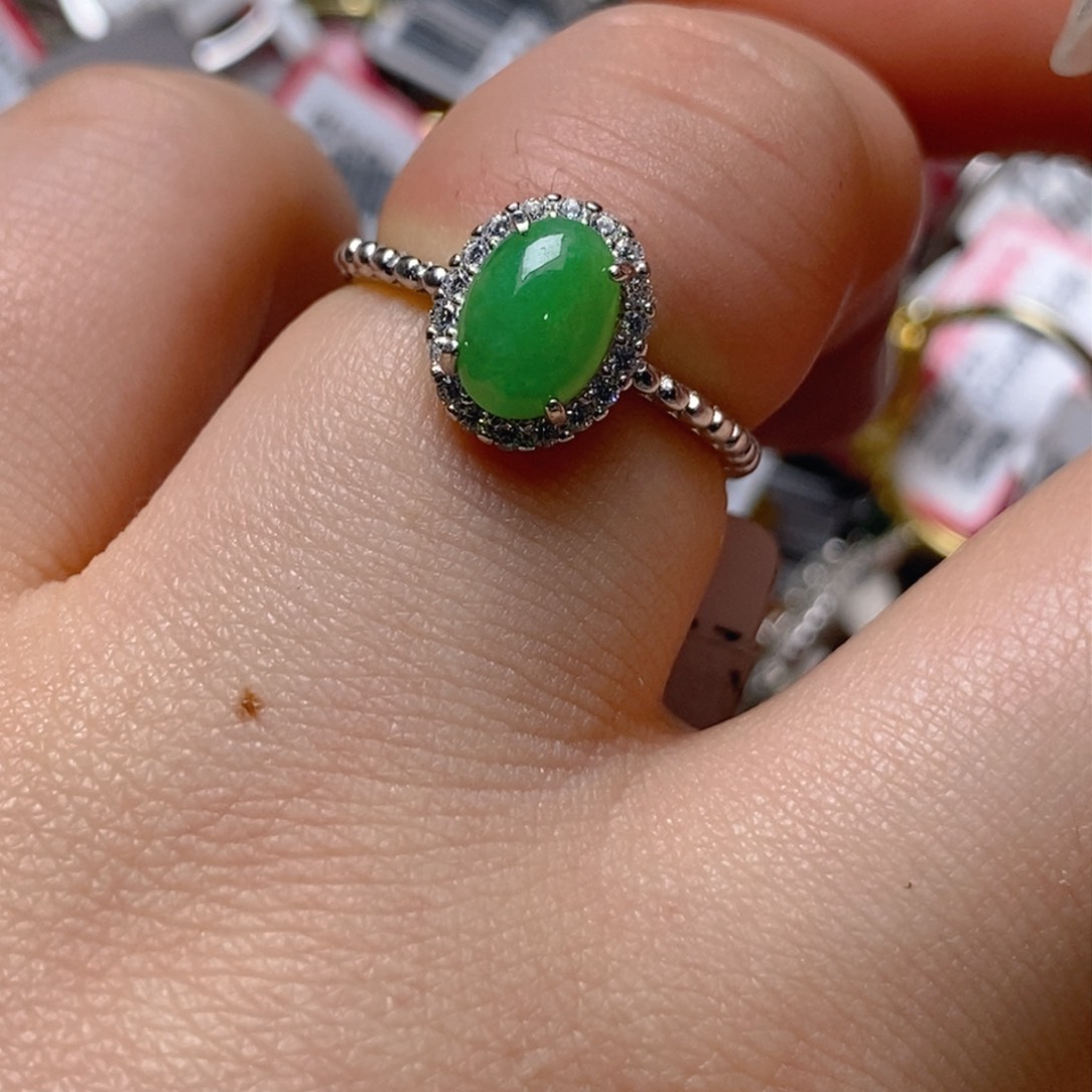 银S925镶嵌戒指翡翠百内无证书