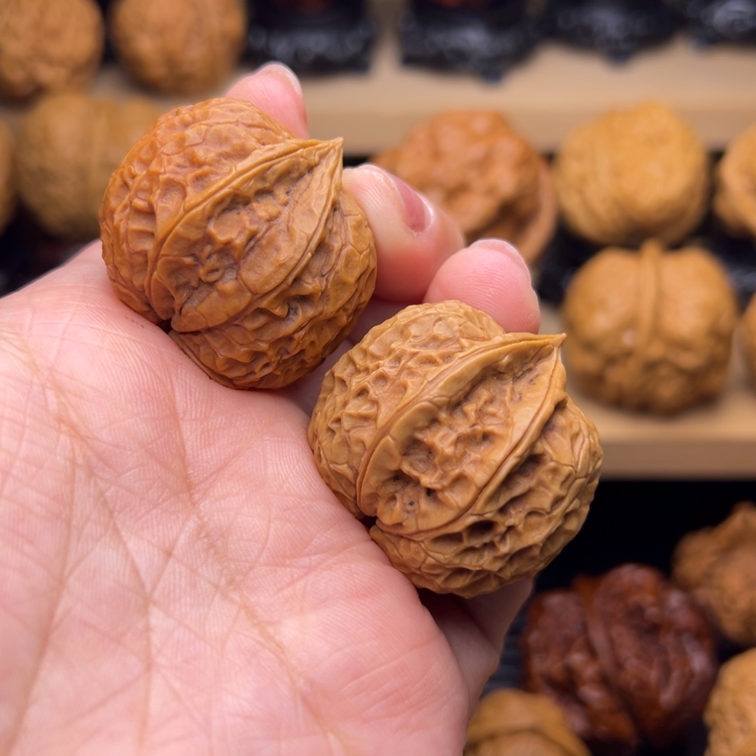 文玩核桃吊坠15z------34尺