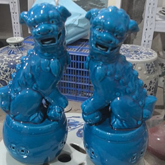 苗***哥当代景德镇陶瓷工艺品