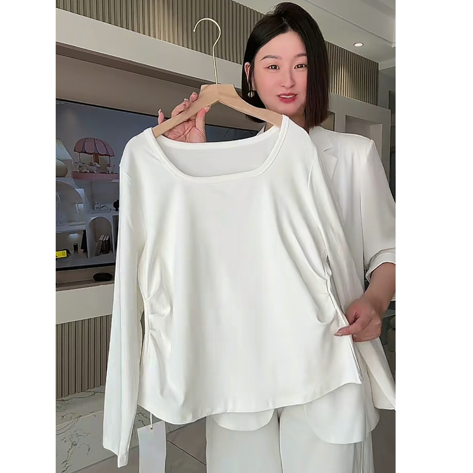 大码女装2025新款春秋胖mm简约显瘦百搭方领正肩长袖T恤上衣#3921