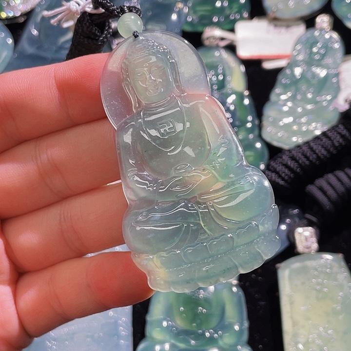 翡翠颈饰未镶嵌58，