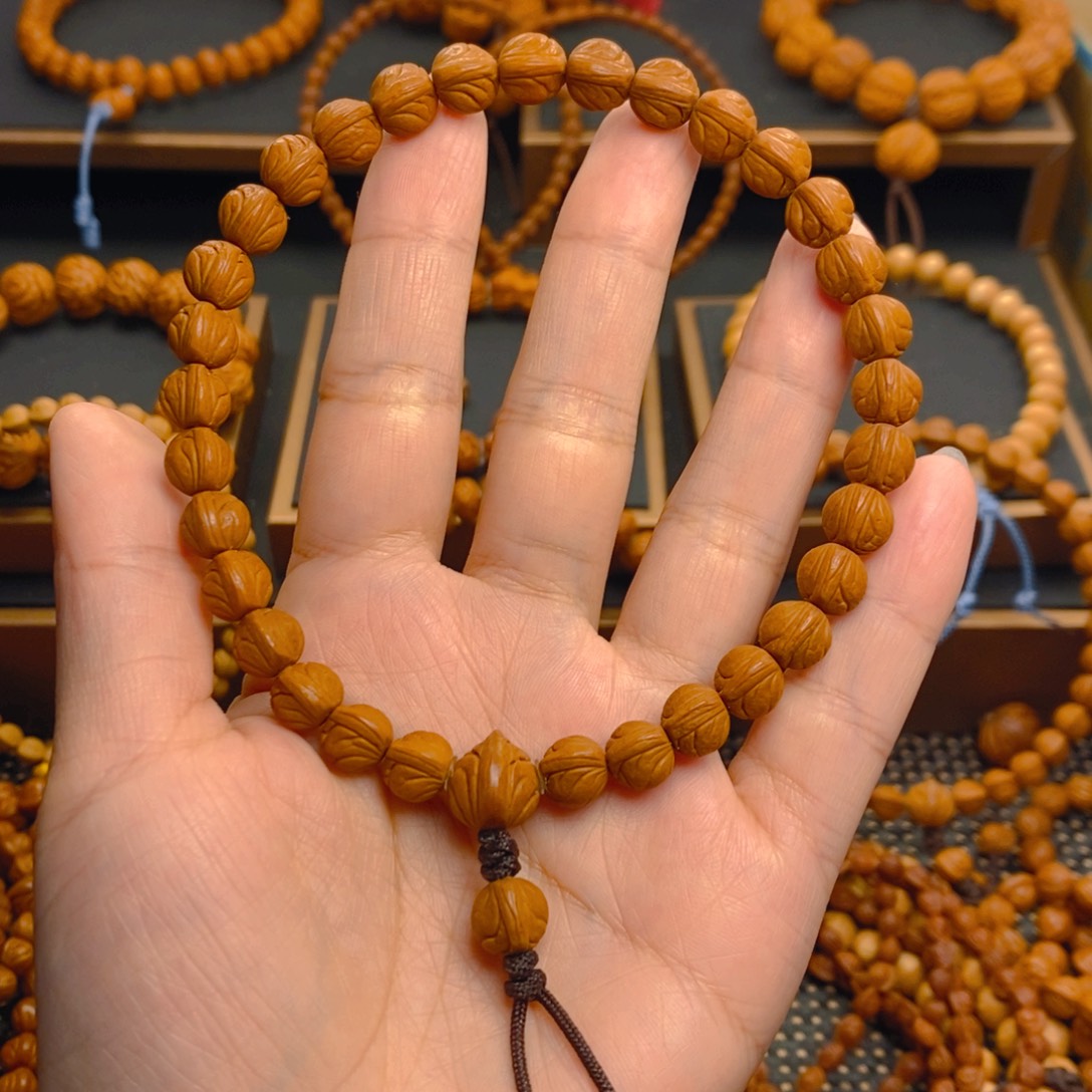 小***坤桃核吊坠秦岭森林08