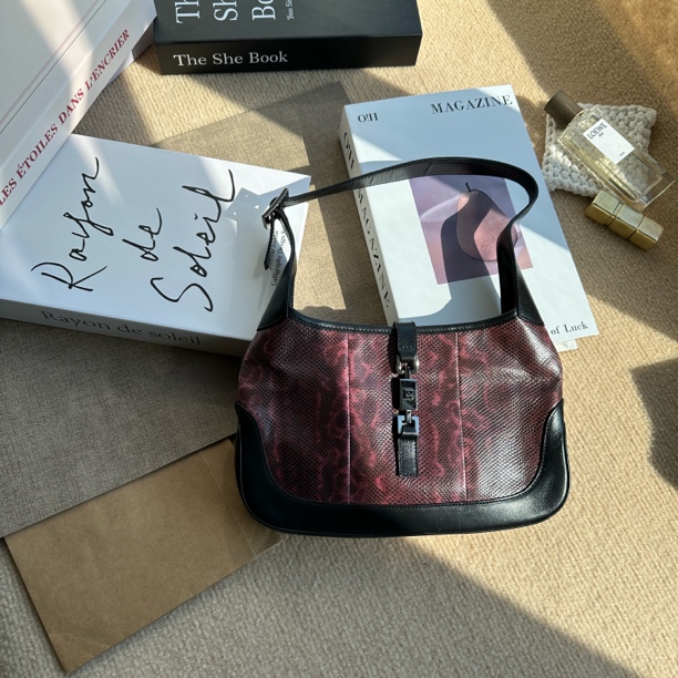 95新 GUCCI/古驰 上海自播/gucci单肩包