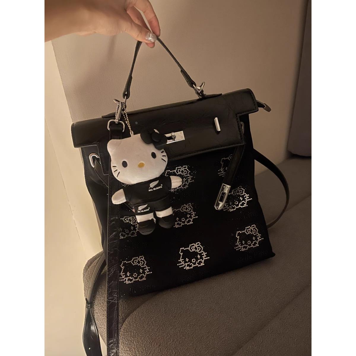 凯莉双肩包HelloKitty包包烫钻双肩包牛津布可斜挎背包黑色拼接女