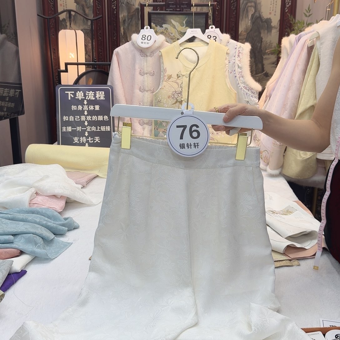 楠***品非遗传承人的精神风貌