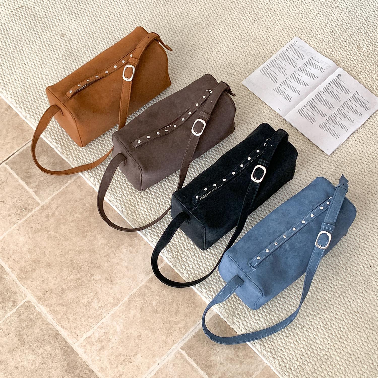 【旧邮札】复古风法棍枕头包时尚新款腋下包高级感铆钉小众设计手提