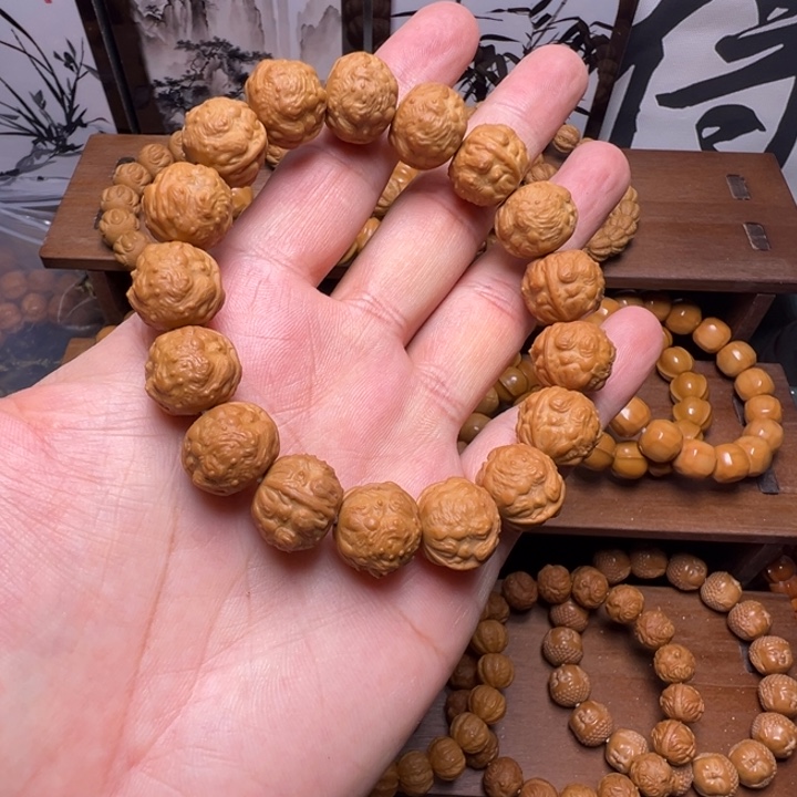 猴头核桃手串蟾王