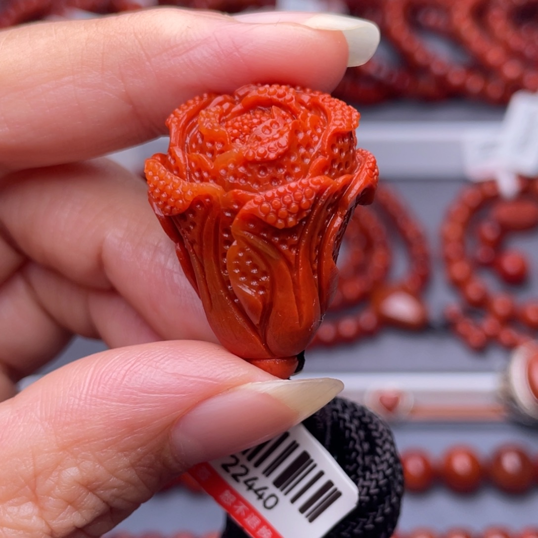 南红玛瑙未镶嵌配珠32.5mm瓦西手工雕刻精美品大白菜吊坠