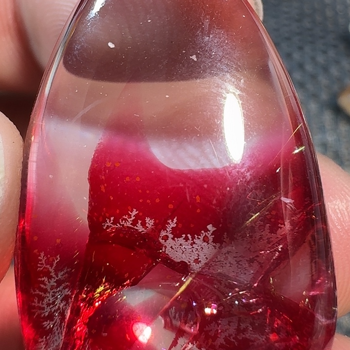 晨***日发晶未镶嵌颈饰我